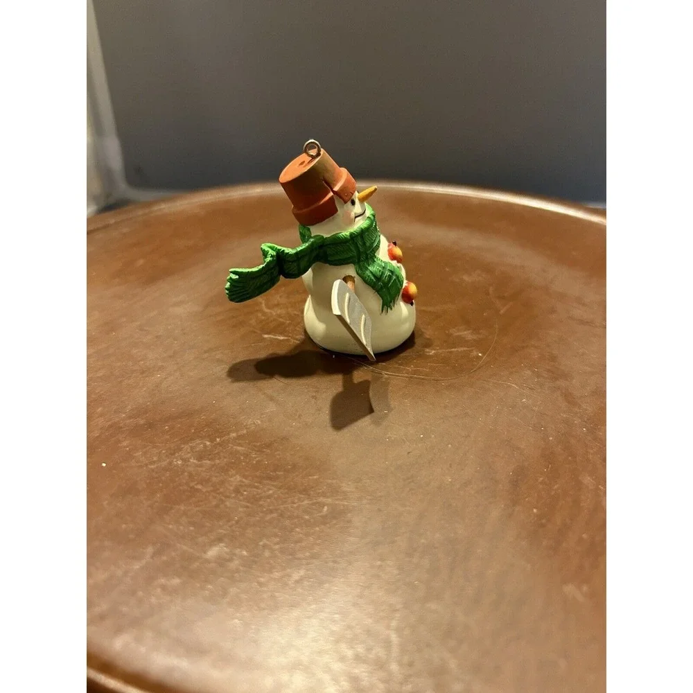 Hallmark Keepsake Max The‎ Snowmen of Mitford 2000
